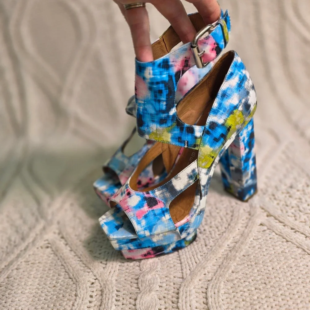 Jeffrey‎ Campbell Ibiza Platform WILD Heels Blue Pink Abstract Women 8 Excellent